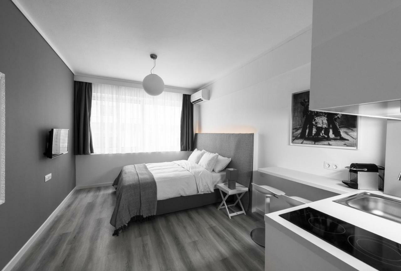 M&F Luxury Suites M Suite Солун Екстериор снимка