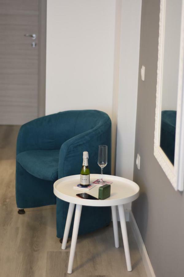 M&F Luxury Suites M Suite Солун Екстериор снимка
