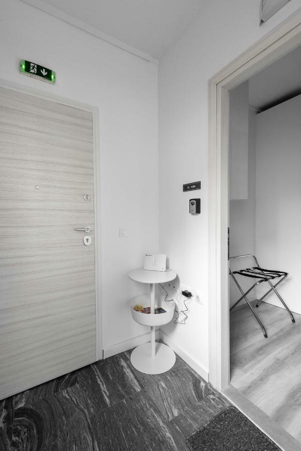 M&F Luxury Suites M Suite Солун Екстериор снимка
